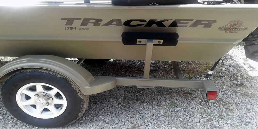 Read more about the article Tracker Grizzly 1754 MVX – Mercury 25 Four Stroke