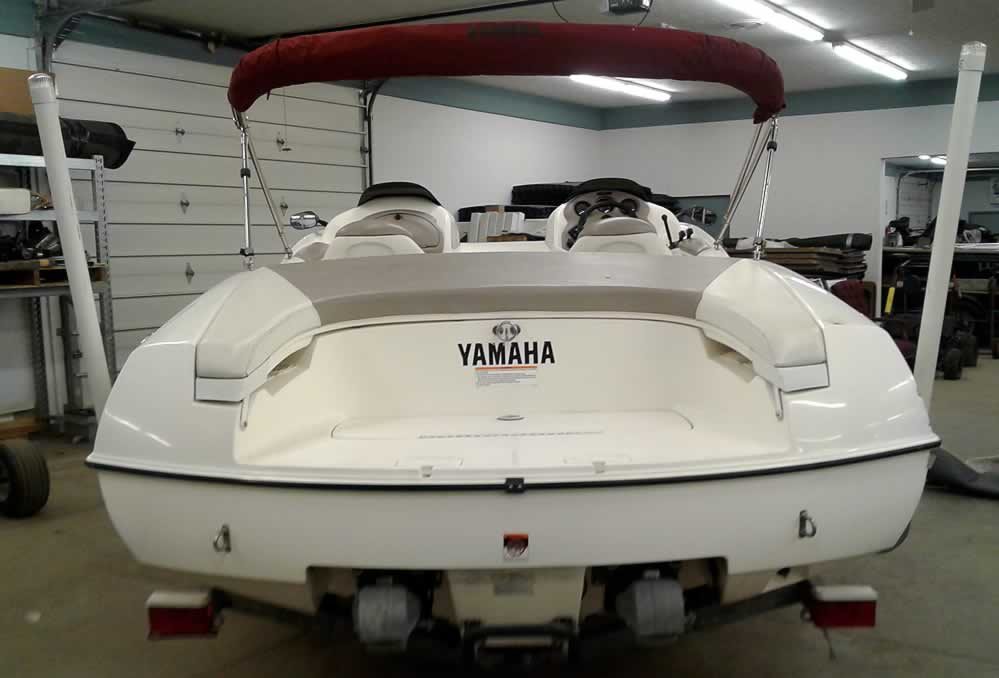 Yamaha Jet Boat