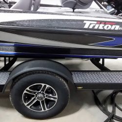 2020-Triton-18-TrX-Mercury-200-XS4S-3