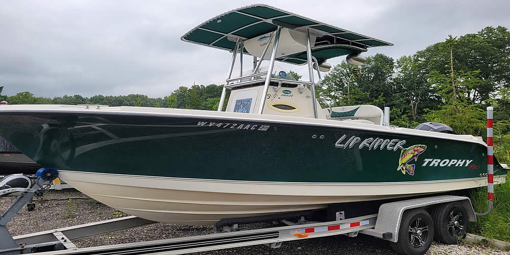 Read more about the article 2004 Trophy 2103 Center Console – Mercury 150 Four Stroke