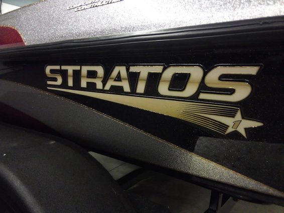 2000 Stratos 19SS Extreme SC - Evinrude 200 FICHT