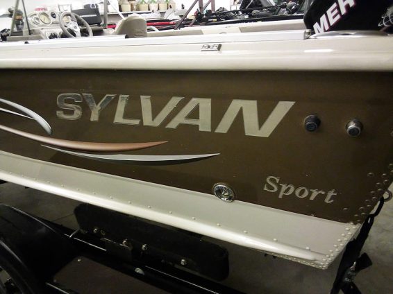 2007-Sylvan-1800-Expedition-Mercury-115-Optimax-9