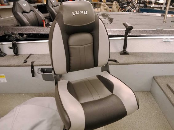 2016-Lund-1400-Fury-Mercury-20-4S-Tiller-14