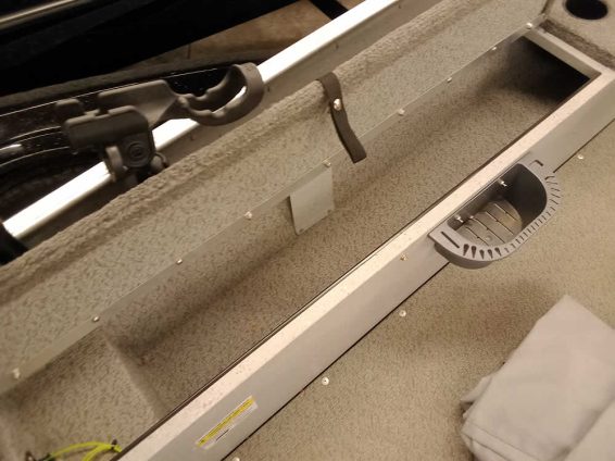 2016-Lund-1400-Fury-Mercury-20-4S-Tiller-20