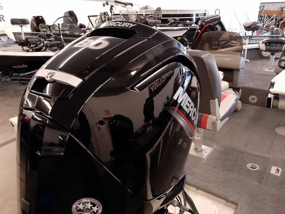 2006-Crestliner-1850-Fish-Hawk-Mercury-90-4S-2