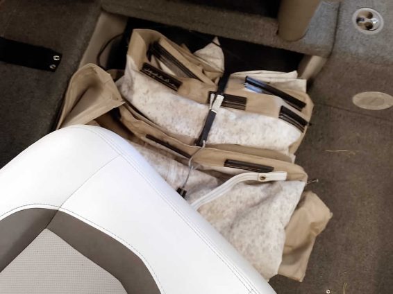 2006-Crestliner-1850-Fish-Hawk-Mercury-90-4S-25