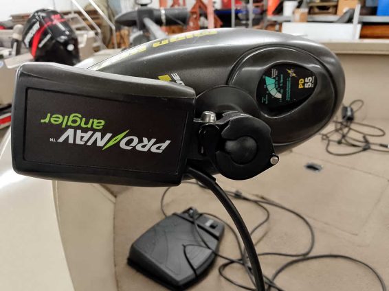 2005-Lowe-Fishing-Machine-175S-Mercury-90-99PK-9