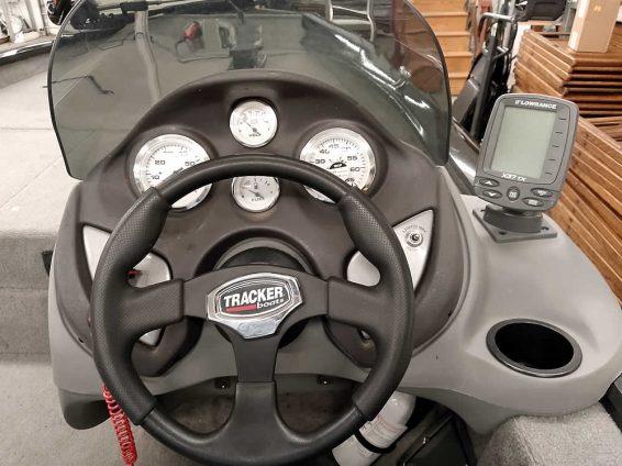 2008-Tracker-Pro-Team-175-SC-Evinrude-75-Etec-24