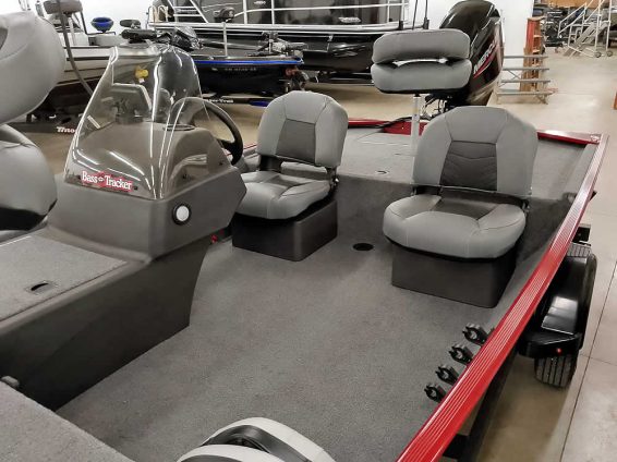 2023-Bass-Tracker-ClassicXL-SC-Mercury-50-4S-11