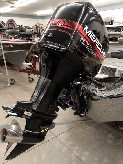1996 Ranger 487VS Comanche SC - Mercury 200 EFI - Vic's Sports Center ...