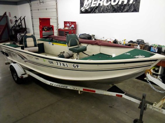 2001-Alumacraft-Lunker-V16-LTD-Tohatsu-99tiller-9
