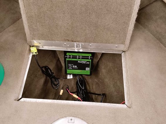 2005-Monark-King-185-WT-Mercury-115-4S_EFI-16