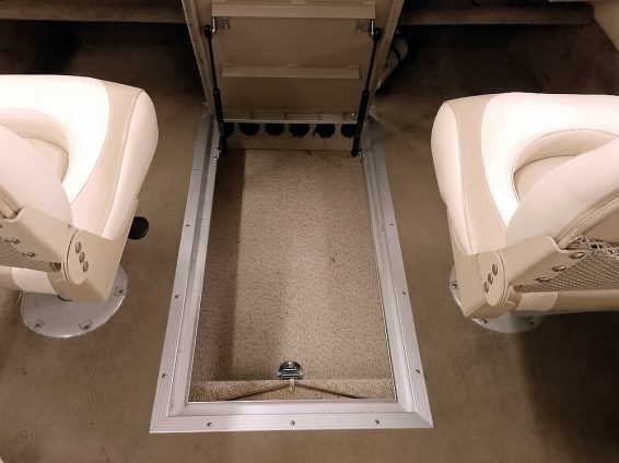 2005-Monark-King-185-WT-Mercury-115-4S_EFI-27