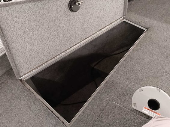 2016-Lund-2075-ProGuide-Mercury-200-4ST-MKVantage-26