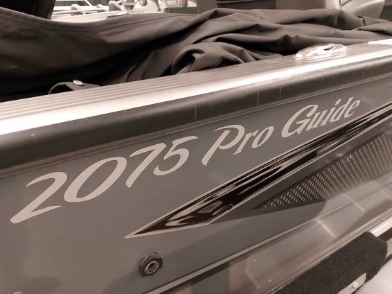 2016 Lund 2075 Pro Guide - Mercury 200 Four Stroke Tiller