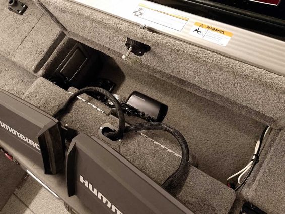 2016-Lund-2075-ProGuide-Mercury-200-4ST-MKVantage-32