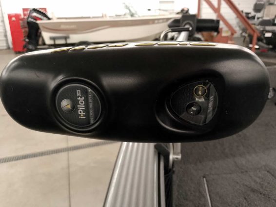 2016-Lund-2075-ProGuide-Mercury-200-4ST-MKVantage-9