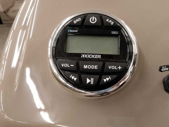 2023-Ranger-Reata-200F-Mercury-99-4S-6