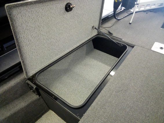 2024-Lund-1775-Renegade-SC-Mercury-90-4S-17