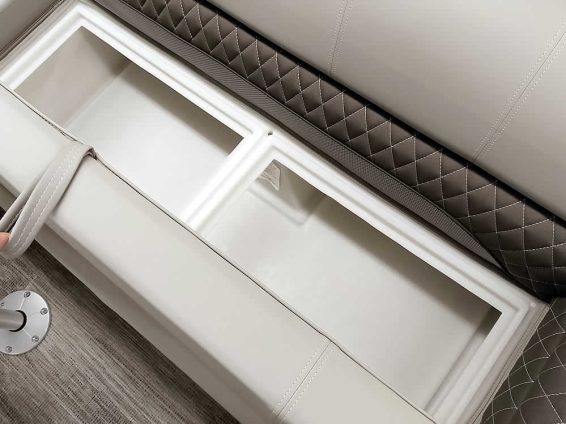 2025-Ranger-Reata-220C-Pontoon-Mercury-150-4S-7