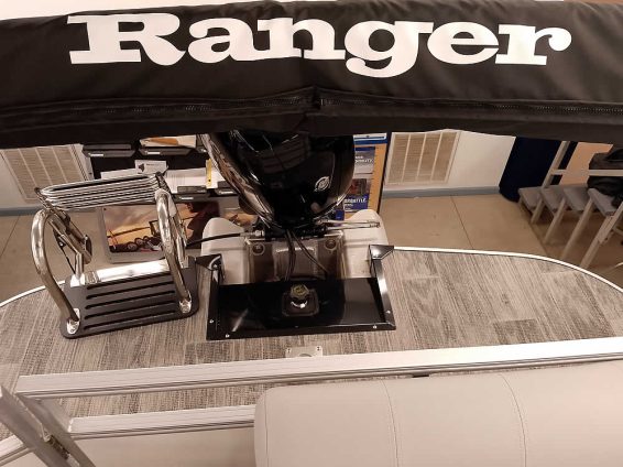 2025-Ranger-Reata-220C-Pontoon-Mercury-150-4S-9