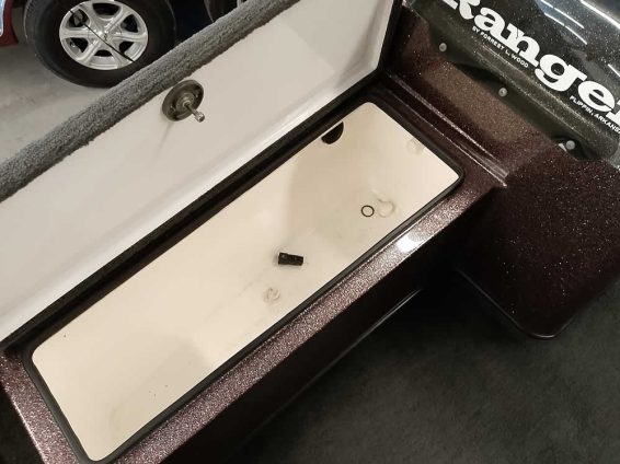 1993-Ranger-690-Fisherman-SC-Mercury-150-4S-18