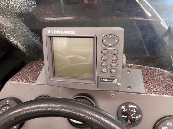 1993-Ranger-690-Fisherman-SC-Mercury-150-4S-29