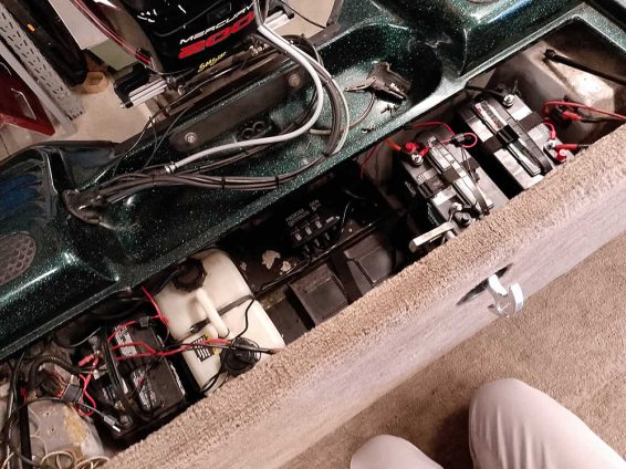 2000-Javelin-Renegade-20-Mercury-200-Optimax-31