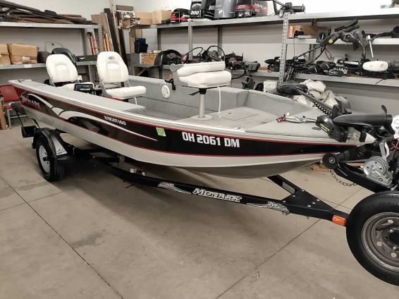 2003 Monark Knight 160 - Mercury 30 Four Stroke Tiller