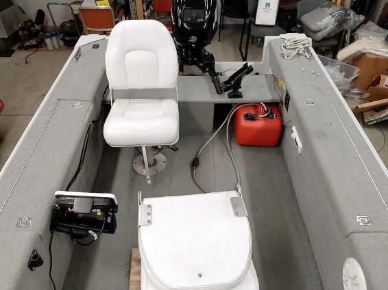 2003-Monark-Knight-160-Mercury-30-4ST-24