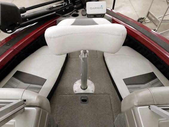 2018-Tracker-Targa-V18-WT-Mercury-150-4S-38