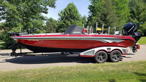 2021 Ranger 622FS Pro - Mercury 400 Verado Four Stroke