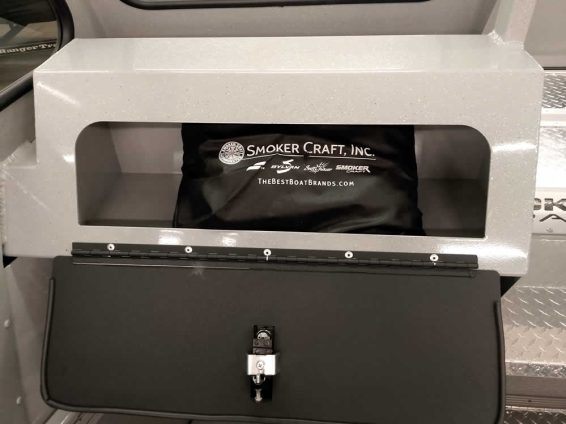 2026-Smokercraft-Phantom-18-X2-Yamaha-115-SHO-14