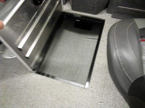 2022-Tracker-ProGuide-175-WT-Mercury-115-XS4S-14