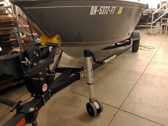 2018-Tracker-Pro-Guide-16-Mercury-60-4S-5