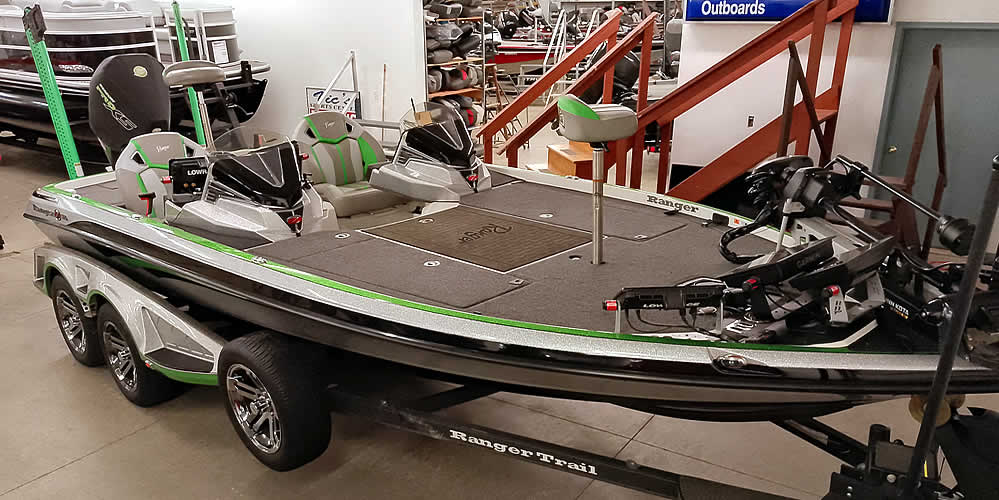 2025 Ranger Z520R DC - Mercury 250 XS Four Stroke