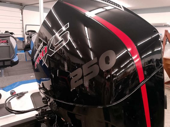 2025-Ranger-620FS-WT-Mercury-250-XS4S-10