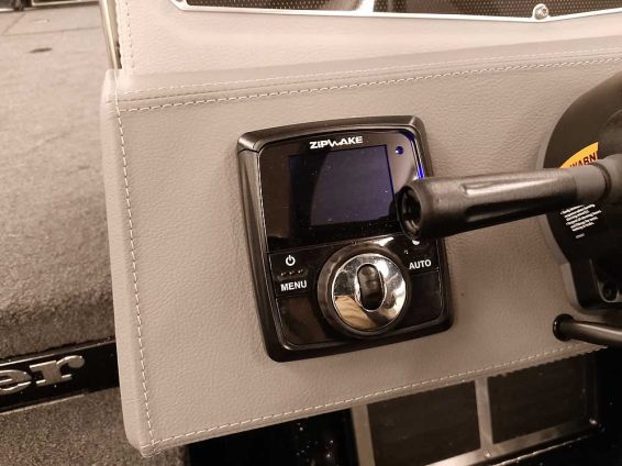 2026-Ranger-620XFS-Mercury-300XS-15K-27