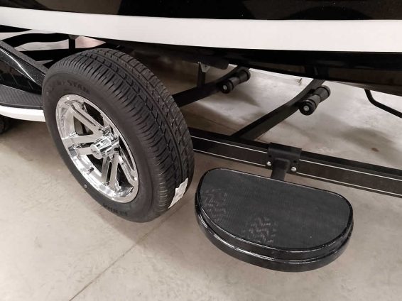 2026-Ranger-620XFS-Mercury-300XS-15K-44