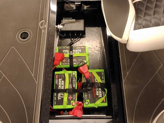 2026-Ranger-620xFS-Pro-Whiteout-Mercury-300-XS4S-28