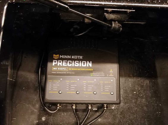 2026-Ranger-620xFS-Pro-Whiteout-Mercury-300-XS4S-29