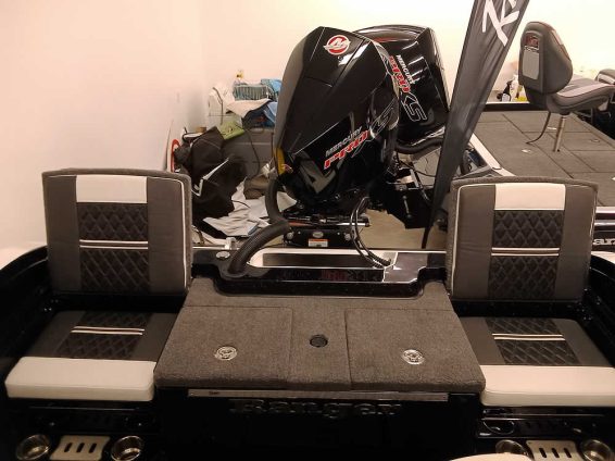 2026-Ranger-620xFS-Pro-Whiteout-Mercury-300-XS4S-33