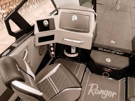 2026-Ranger-622FS-Blackout-Mercury-400-Verado-4S-21