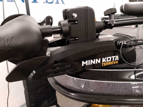 2026-Ranger-622FS-Blackout-Mercury-400-Verado-4S-5