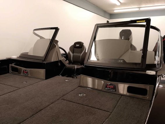 2026-Ranger-622FS-Blackout-Mercury-400-Verado-4S-7