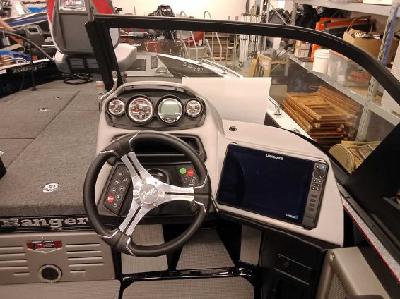 2026-Ranger-621FS-WT-Mercury-300-XS4S-21