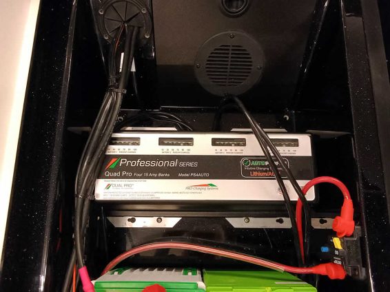 2026-Ranger-621FS-WT-Mercury-300-XS4S-31