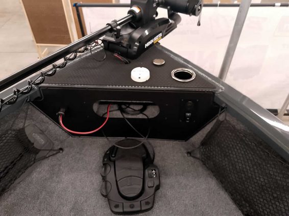 2026-Ranger-VS1882-WT-Mercury-150-XS4S-15