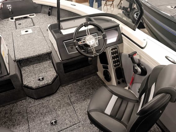 2026-Ranger-VX1888-WT-Mercury-200-4S-wht-24