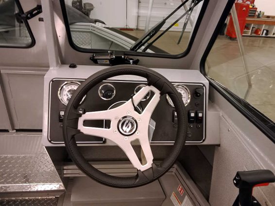 2026-Smoker-Craft-Phantom-20-OS-Mercury-200-XS4S-blk-18